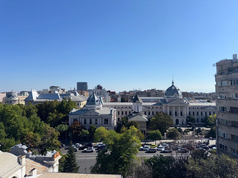 Ion Nistor, Universitate, vis-a-vis Spital Coltea